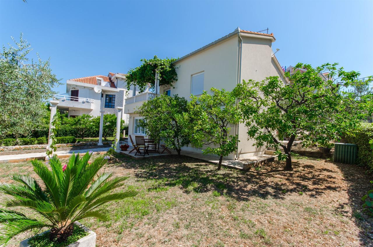 Apartments Maja Trogir Buitenkant foto