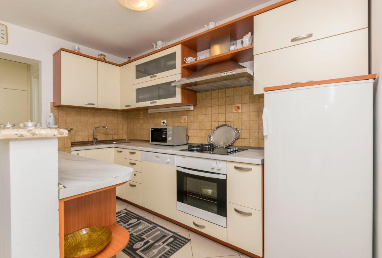 Apartments Maja Trogir Buitenkant foto