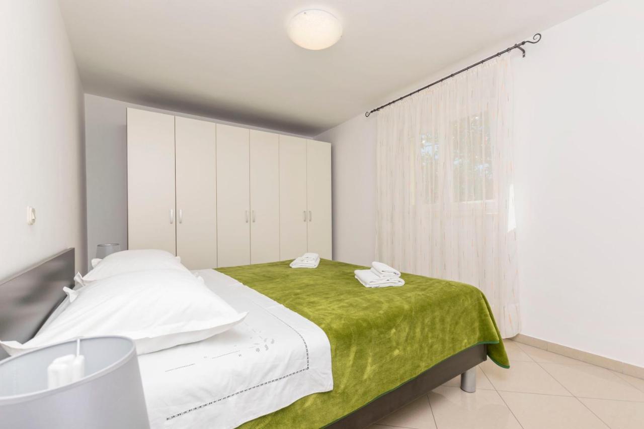 Apartments Maja Trogir Buitenkant foto